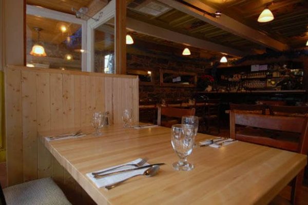 bistro st malo vieux port quebec restaurant 14