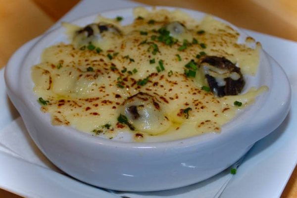 bistro st malo vieux port quebec restaurant 36